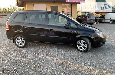 Мінівен Opel Zafira 2008 в Рівному