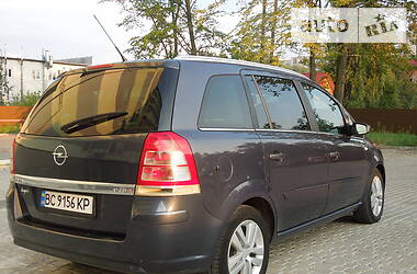 Універсал Opel Zafira 2008 в 