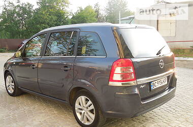 Універсал Opel Zafira 2008 в 