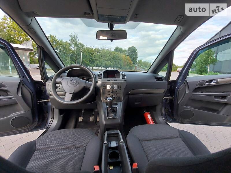 Мінівен Opel Zafira 2007 в Білій Церкві