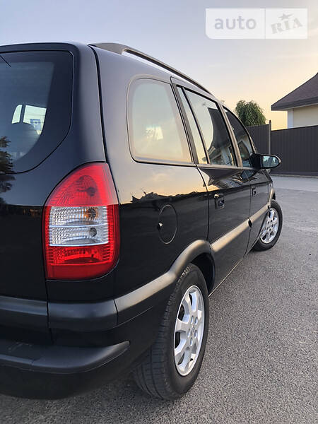 Мінівен Opel Zafira 2003 в Володимирі