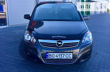 Універсал Opel Zafira 2011 в 