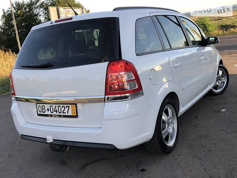 Мінівен Opel Zafira 2009 в Дрогобичі