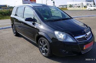 Минивэн Opel Zafira 2008 в Киверцах