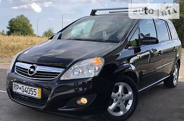 Универсал Opel Zafira 2009 в Дрогобыче