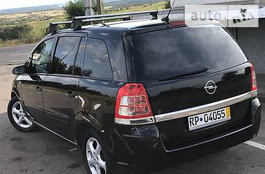 Универсал Opel Zafira 2009 в Дрогобыче