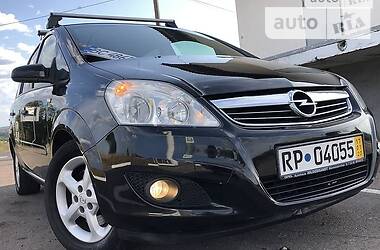 Универсал Opel Zafira 2008 в Ивано-Франковске