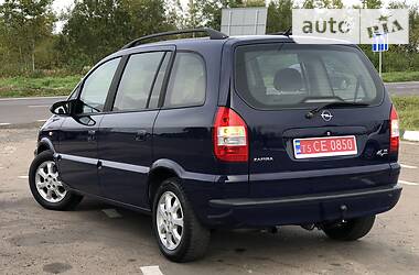 Минивэн Opel Zafira 2005 в Дрогобыче