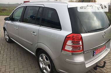 Мінівен Opel Zafira 2008 в Локачах