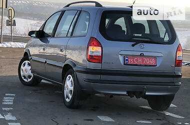 Минивэн Opel Zafira 2004 в Дрогобыче