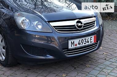 Універсал Opel Zafira 2011 в Вінниці