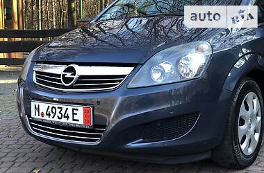 Універсал Opel Zafira 2011 в Вінниці