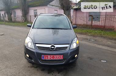 Минивэн Opel Zafira 2009 в Староконстантинове