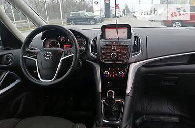 Хэтчбек Opel Zafira 2014 в Ивано-Франковске