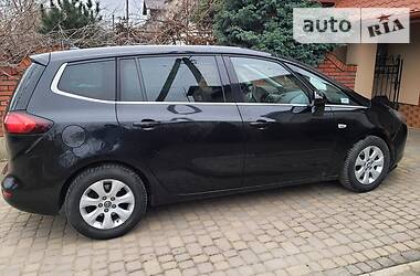 Минивэн Opel Zafira 2014 в Ивано-Франковске