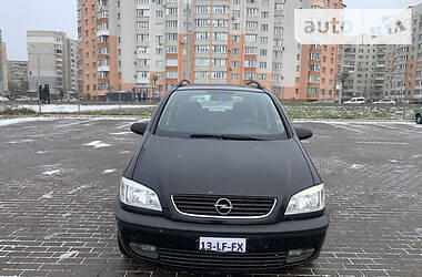 Минивэн Opel Zafira 2002 в Виннице