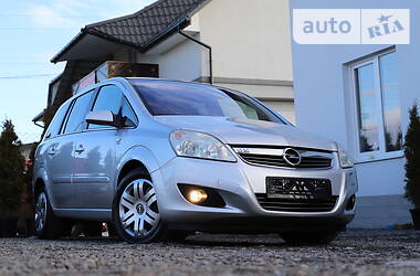 Минивэн Opel Zafira 2009 в Дрогобыче