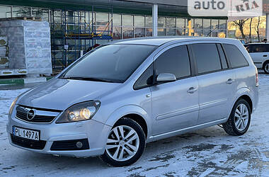 Минивэн Opel Zafira 2008 в Первомайске