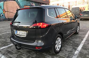 Минивэн Opel Zafira 2015 в Луцке