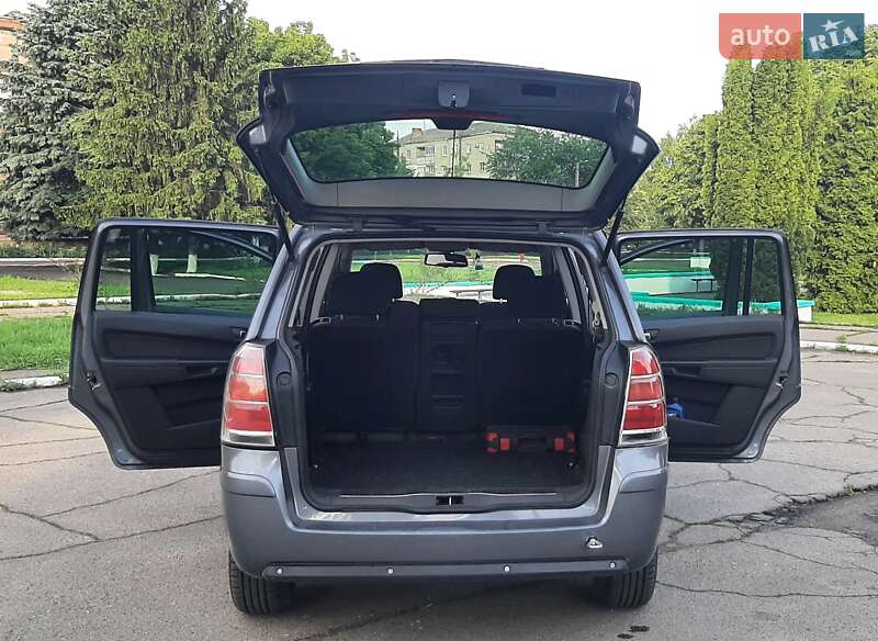 Минивэн Opel Zafira 2006 в Кривом Озере фото 5 Минивэн Opel Zafira 2006 в Кривом Озере