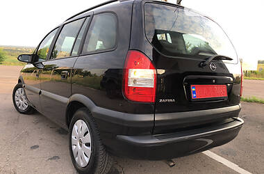 Минивэн Opel Zafira 2004 в Дрогобыче