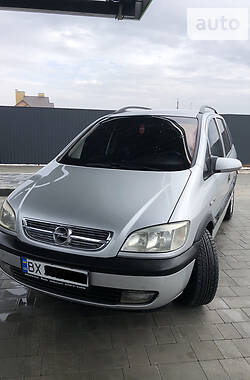 Минивэн Opel Zafira 2003 в Каменец-Подольском