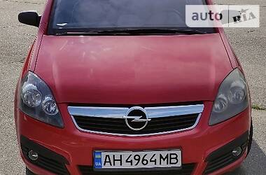 Минивэн Opel Zafira 2006 в 