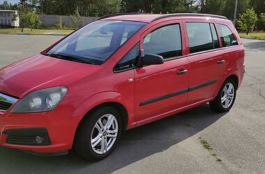 Минивэн Opel Zafira 2006 в 