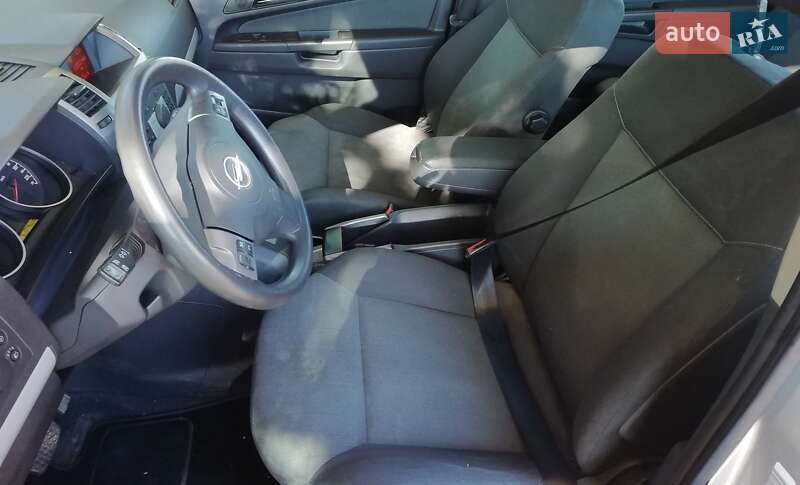Мінівен Opel Zafira 2007 в Бердичеві