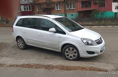 Универсал Opel Zafira 2013 в Краснограде