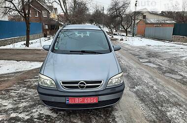 Универсал Opel Zafira 2004 в Полтаве