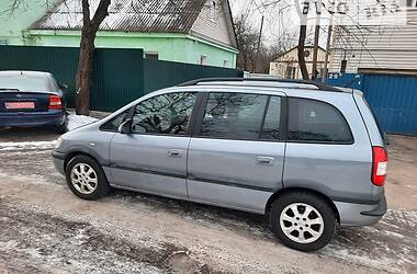 Универсал Opel Zafira 2004 в Полтаве