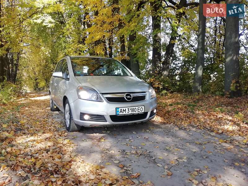 Мінівен Opel Zafira 2007 в Бердичеві