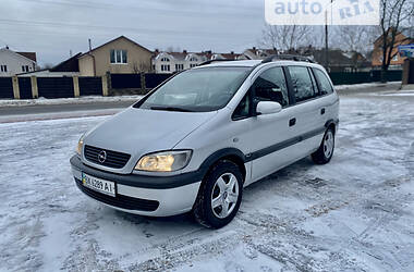 Минивэн Opel Zafira 2000 в Хмельницком