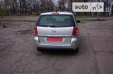 Минивэн Opel Zafira 2013 в Ровно