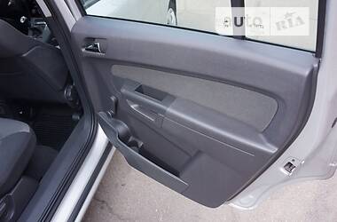 Минивэн Opel Zafira 2013 в Ровно