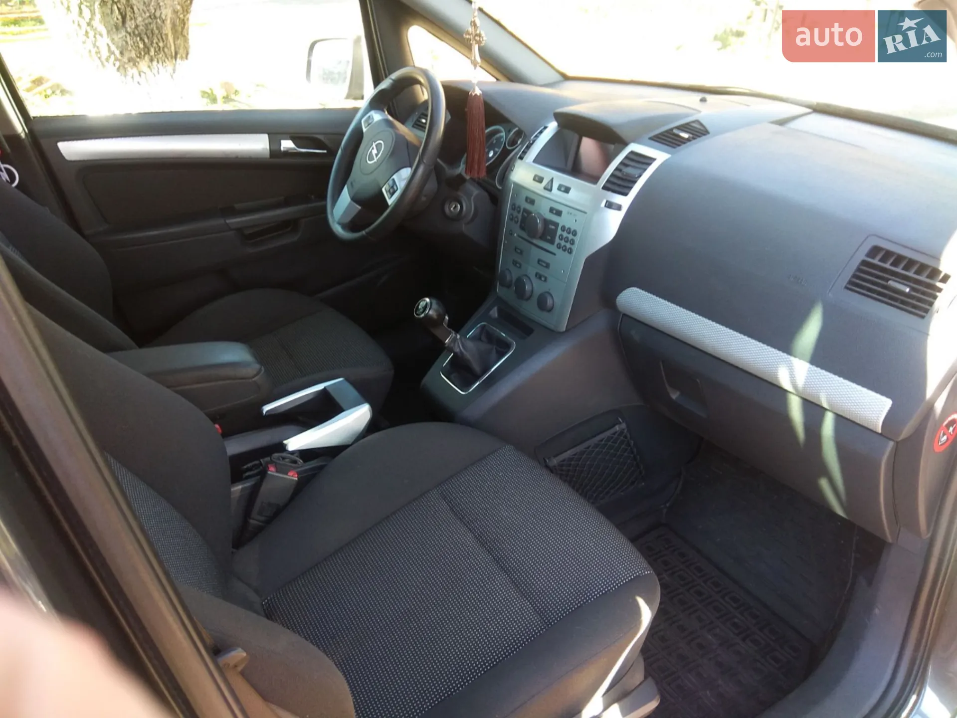 2010 Opel Zafira - мініатюра 10