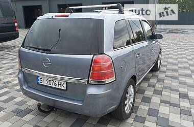 Минивэн Opel Zafira 2007 в Полтаве