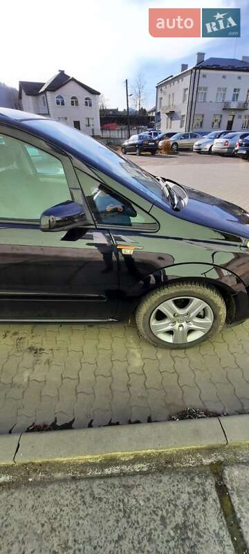 Минивэн Opel Zafira 2008 в Сколе