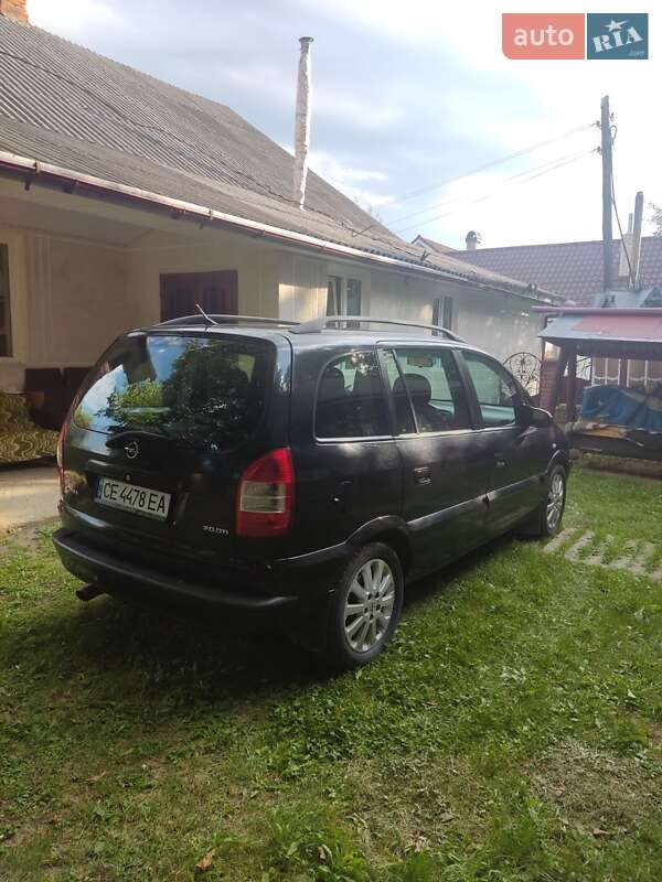 Минивэн Opel Zafira 2005 в Черновцах