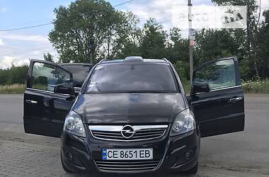 Минивэн Opel Zafira 2011 в Вижнице