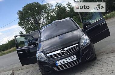 Минивэн Opel Zafira 2011 в Вижнице