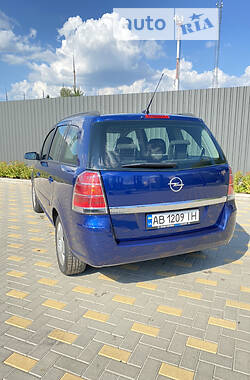Мінівен Opel Zafira 2005 в Вінниці