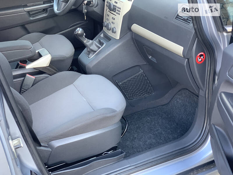 Мінівен Opel Zafira 2009 в Стрию