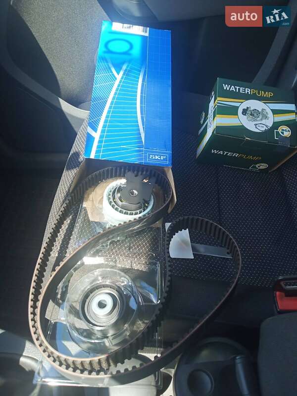 Мінівен Opel Zafira 2005 в Надвірній