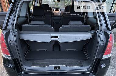 Универсал Opel Zafira 2005 в 