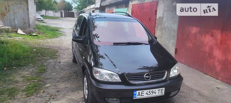Opel Zafira 2001