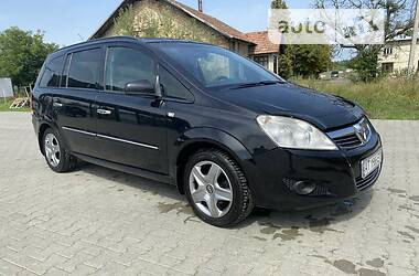 Минивэн Opel Zafira 2008 в Черновцах