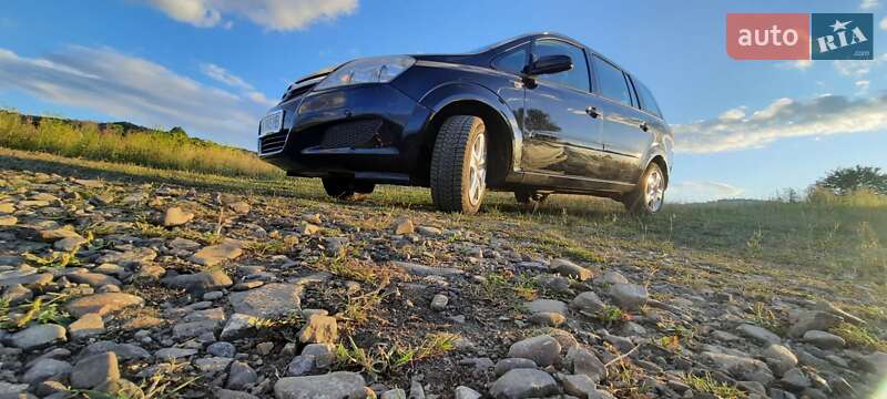 Минивэн Opel Zafira 2008 в Сколе