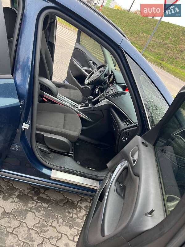 Минивэн Opel Zafira 2012 в Львове